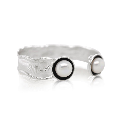 Splash Pearl Cuff