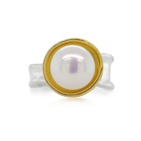Pearl Ripple Ring - Gold