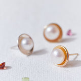 Mini Pearl Studs - Gold