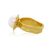 Pearl Ripple Ring - Gold