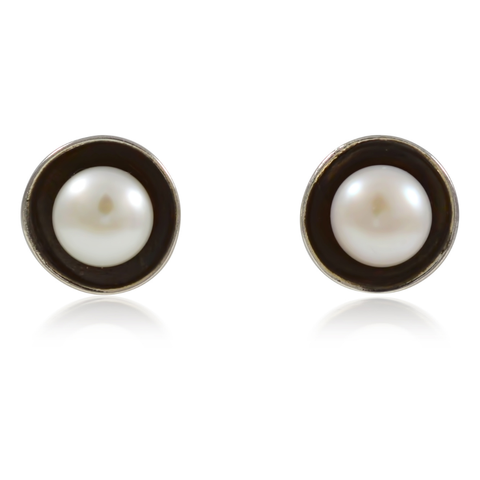 Pearl Studs